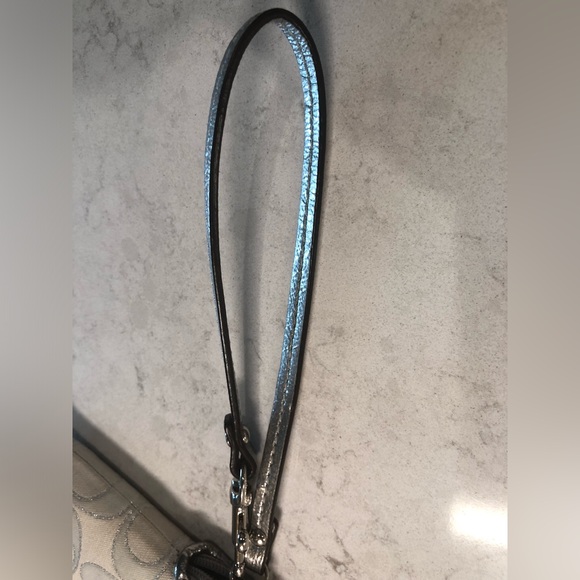 COACH White & Silver Op Art Jacquard Canvas & Leather Wristlet Wallet - Picture 5 of 11